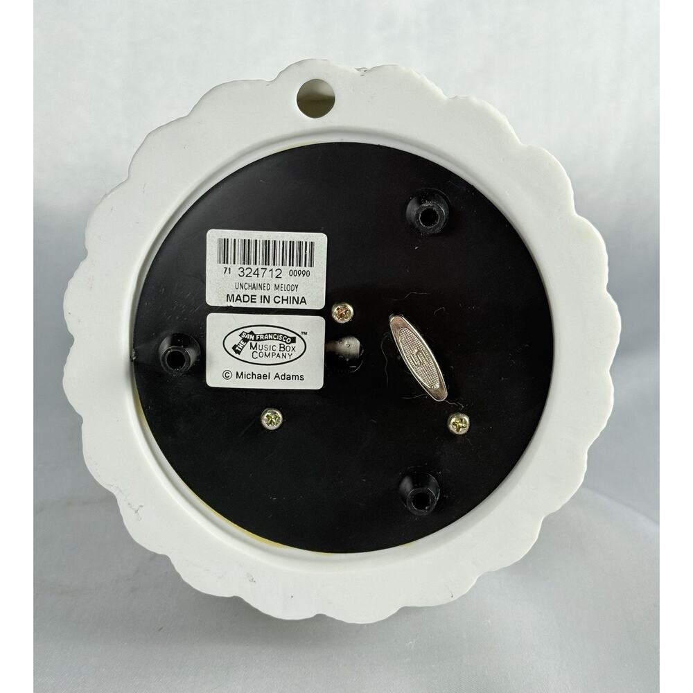 Love Doves Sculpture San Fransisco Music Box Co w/ Glass Dome Unchained Melody - Picture 10 of 12